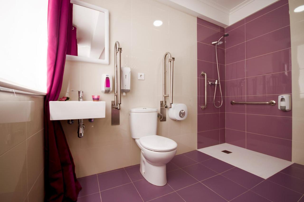 Shiku Hostel Lugo Ngoại thất bức ảnh