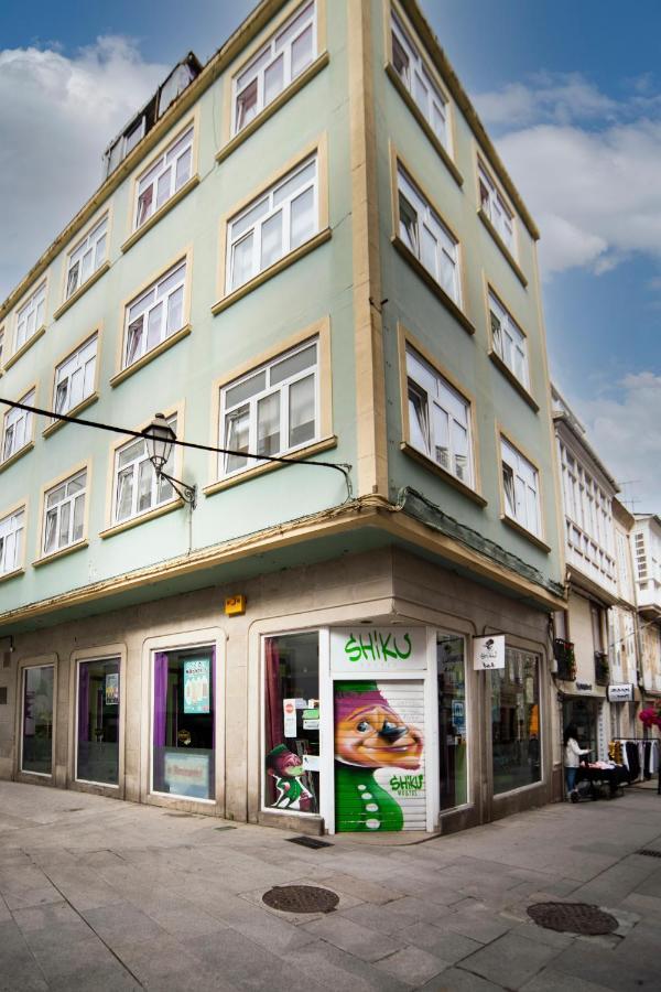 Shiku Hostel Lugo Ngoại thất bức ảnh