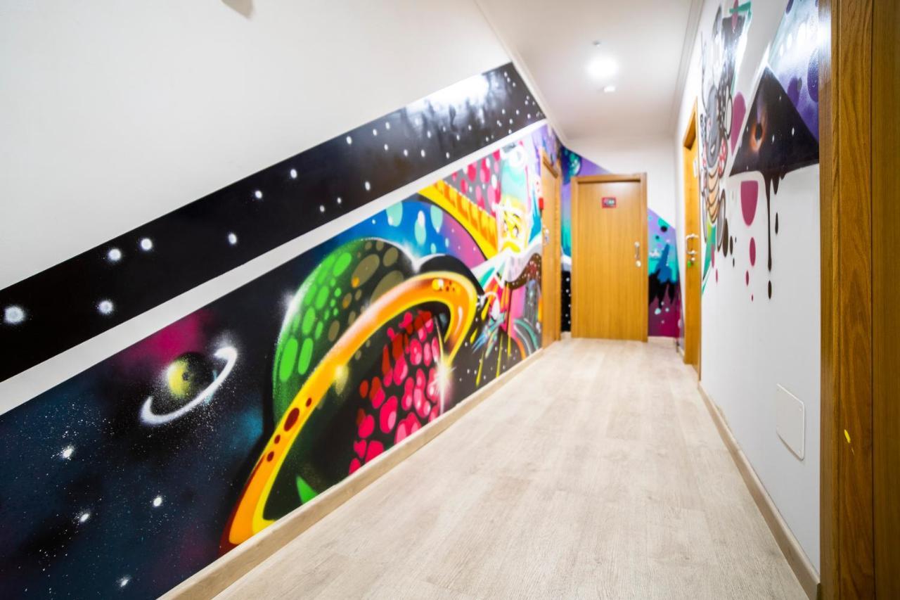 Shiku Hostel Lugo Ngoại thất bức ảnh