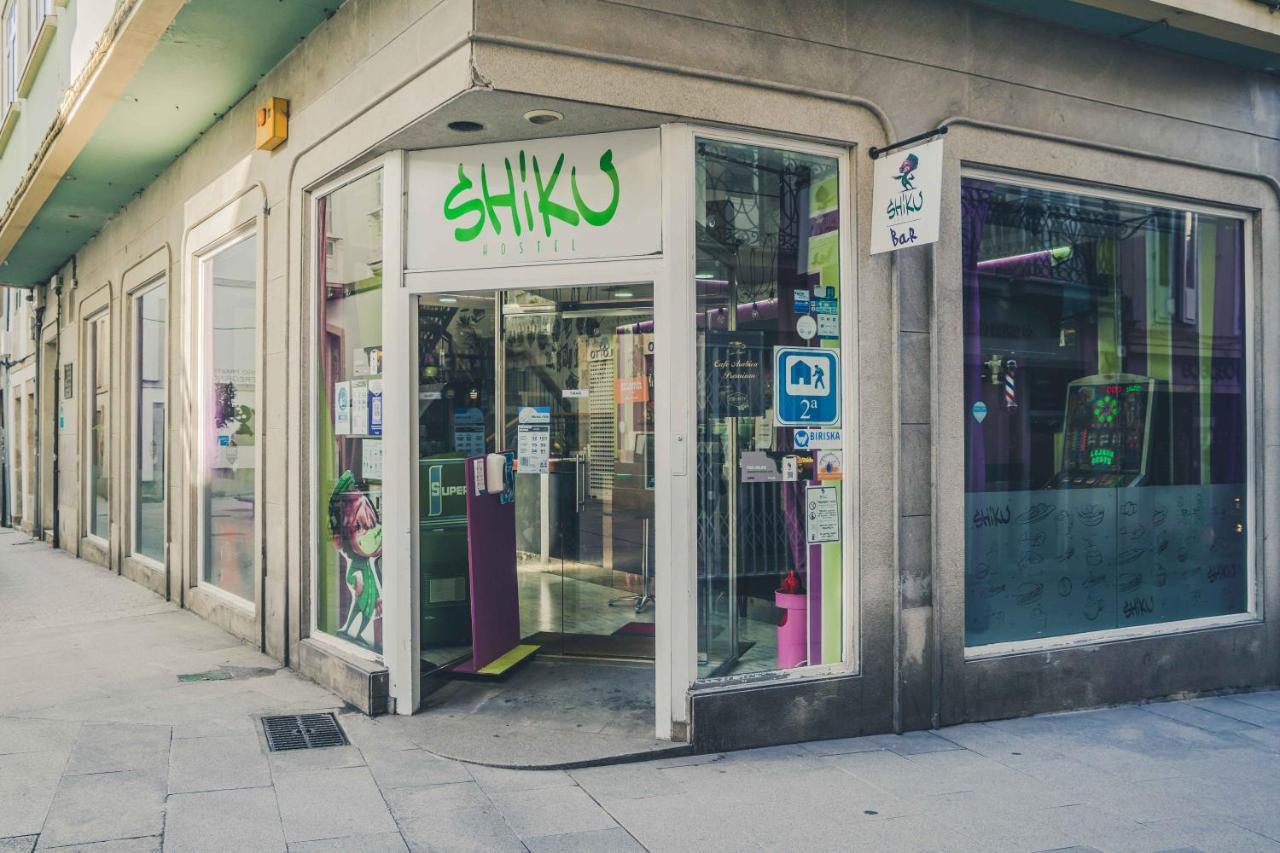 Shiku Hostel Lugo Ngoại thất bức ảnh